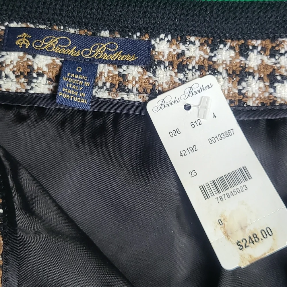 Ladies Brooks Brothers Skirt Suit - Picture 4 of 13